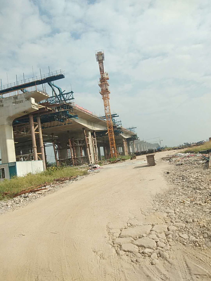 Jembatan sungai kuning Xingyang berbentuk Situ Cantilever penjelajah Boyoun