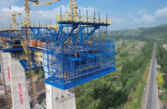 Kotak tunggal sel Cantilever bentuk Traveler