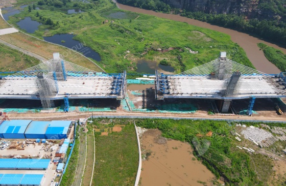 Konstruksi teknologi jembatan